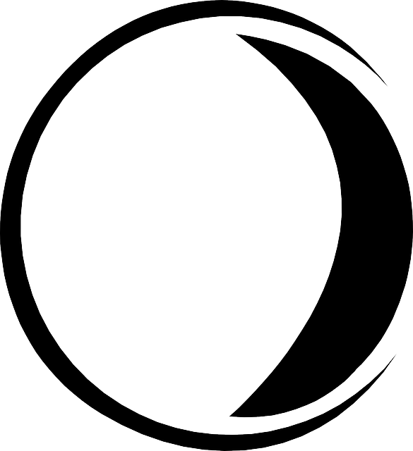 Moon, Vector - Media Luna Vector Png (585x640)