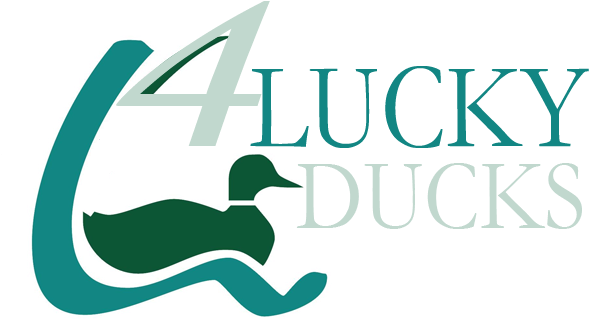4 Lucky Ducks - Lakes Golf And Country Club (600x332)