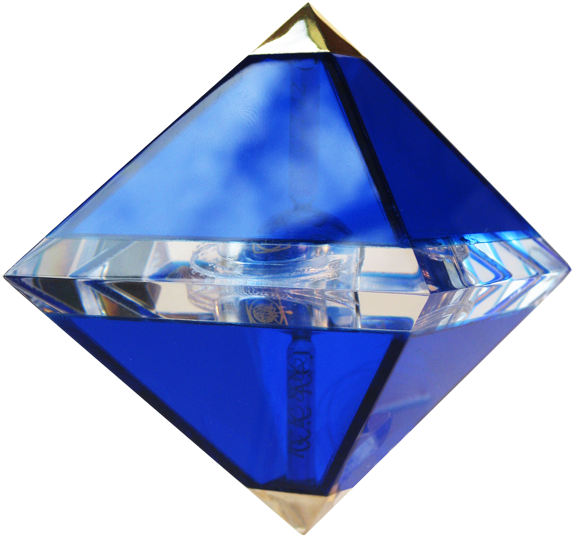 Octahedron - Wikipedia - Triangle (600x575)