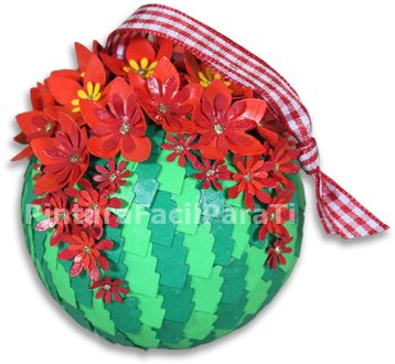 Hoy Seguimos Haciendo Adornos De Navidad Y Quiero Mostrarte - Bolas De Navidad Con Flores (370x333)