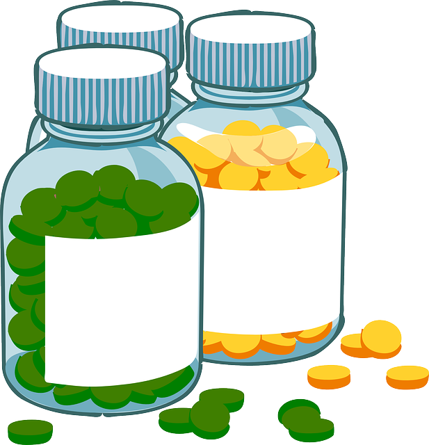 Drugs Clipart Transparent - Medicine Clipart Transparent (617x640)