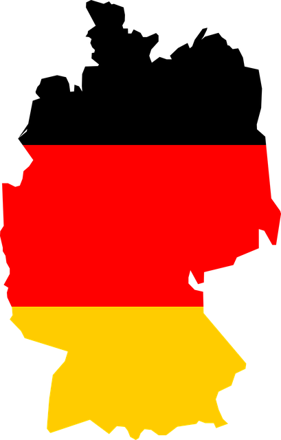 Christmas Tree Were First Used In Germany In The Middle - German Flag (409x640)