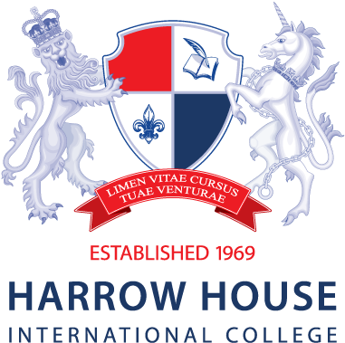 Harrow House Homepage - Royal Coat Of Arms (400x400)
