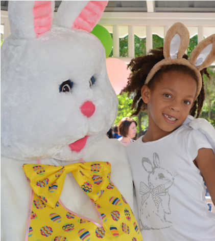 Oakland Hosts First Egg Hunt - Stuffed Toy (870x580)