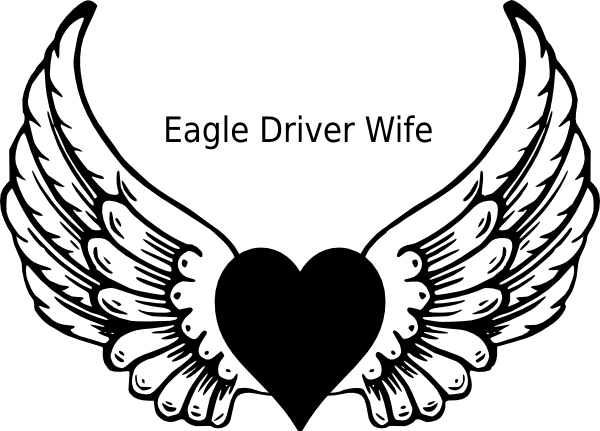 Girl Voodoo Dolls Tattoo Download - Heart With Wings Vector (600x431)