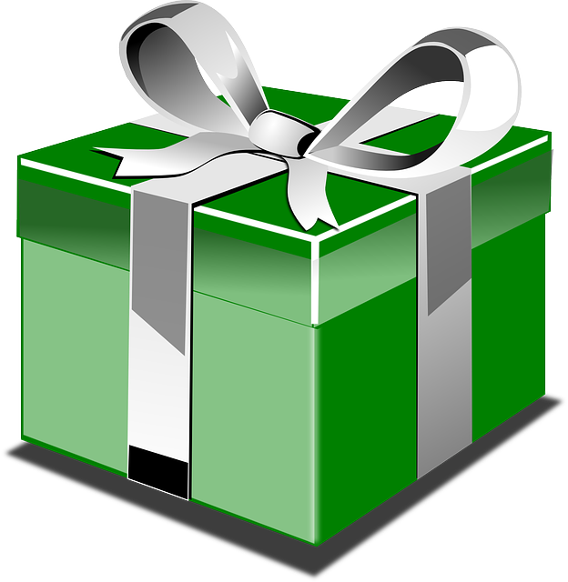 Great Gifts For Kids Who Love Baseball - Present Clip Art (702x720)