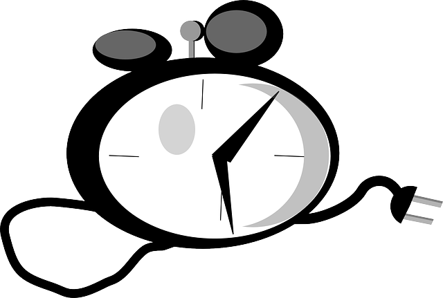 Watch Alarm Clock, Clock, Retro, Time, Watch - Alarm Clock Clip Art (640x431)