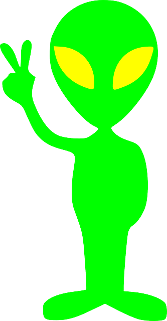 Green, Small, Outline, Drawing, Alien, Face - Alien Doing Peace Sign (333x640)
