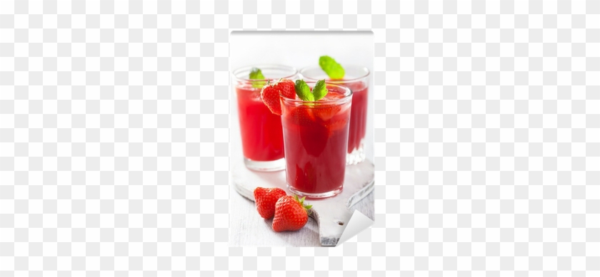 Strawberry Juice With Mint - Dessert #689188