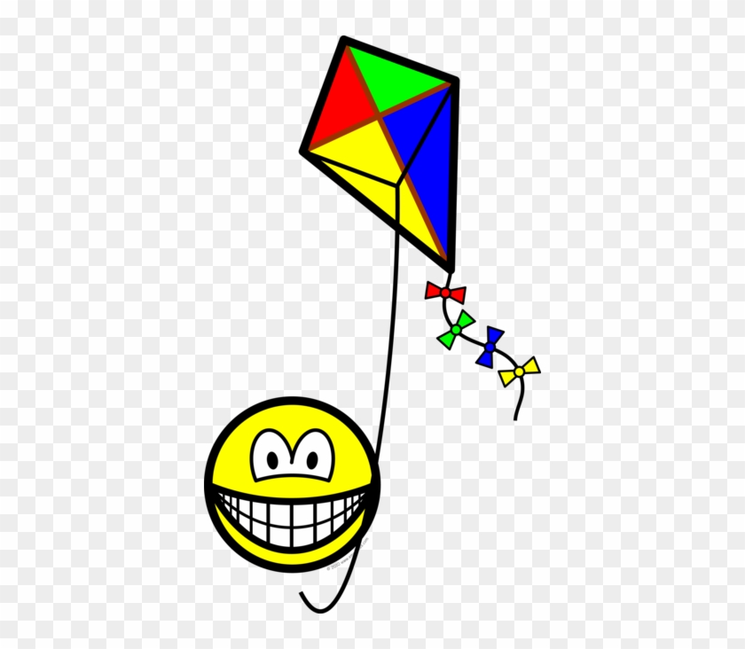Kite Flying Smile - Smiley #713408
