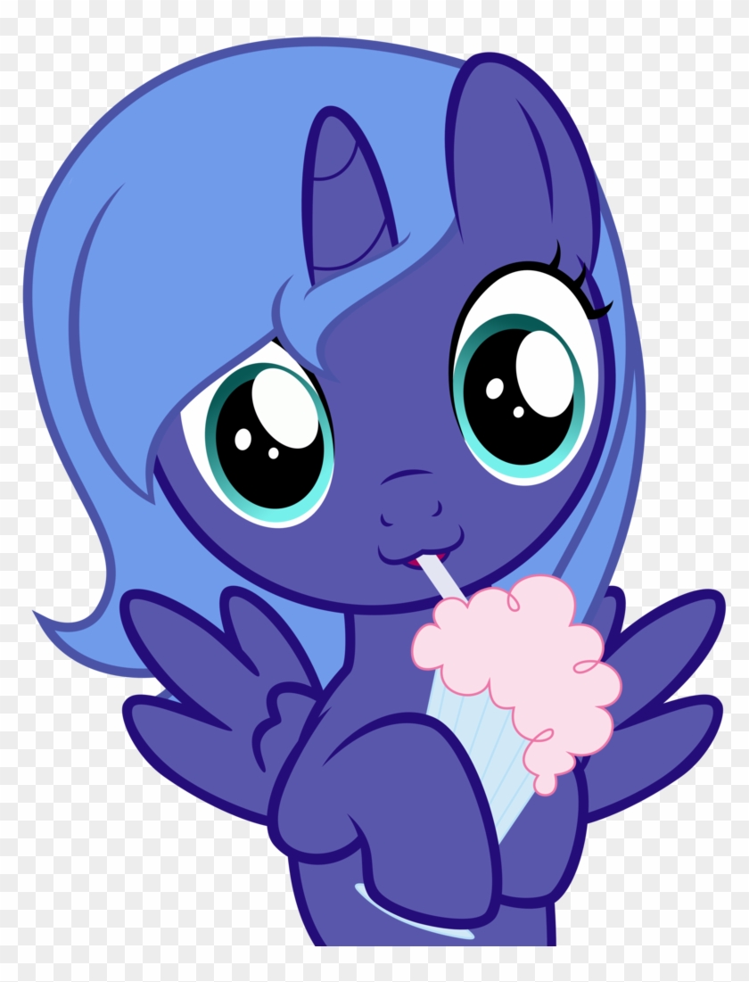 Princess Luna Also Loves Milkshakes By - My Little Pony Princess Luna Face #891048