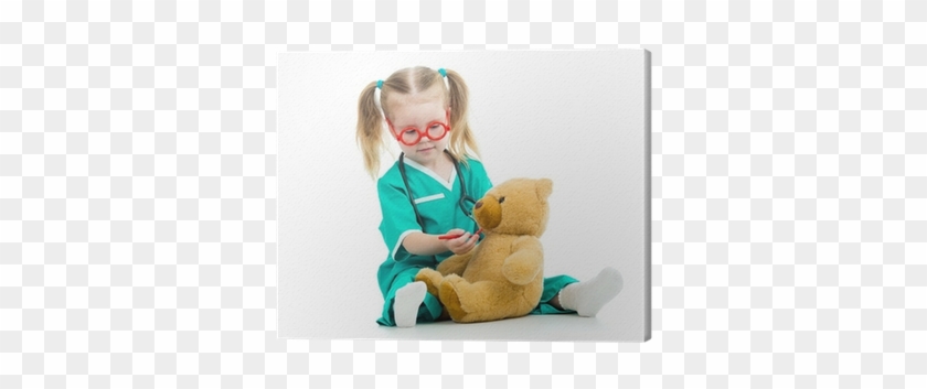 Child Girl Dressed As Doctor Playing With Toy Canvas - Niño Vestido De Doctor #996619