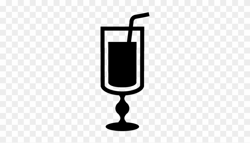 Tall Glass With Transparence Full Of Drink With A Straw - Tall Glass With Transparence Full Of Drink With A Straw #1005713