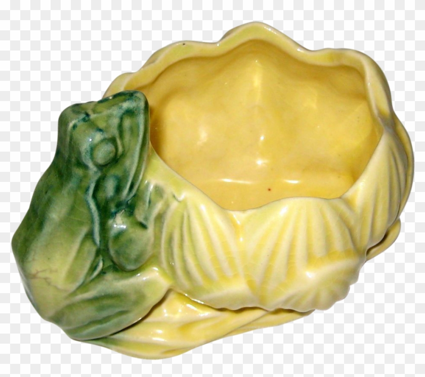 1940's Frog With Yellow Waterlily Or Lotus Planter - Yellow Water-lily #1204305