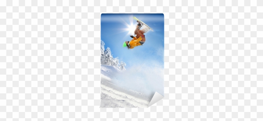 Fotobehang Snowboarder Springen Tegen De Blauwe Hemel - Extreme Sport #1250924