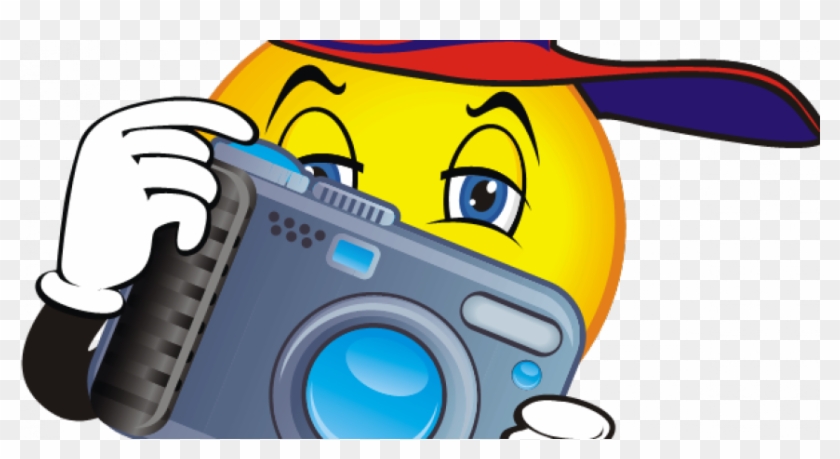 Picture Day ~ Thursday, October 11th - Smiley Face With A Camera #1410814