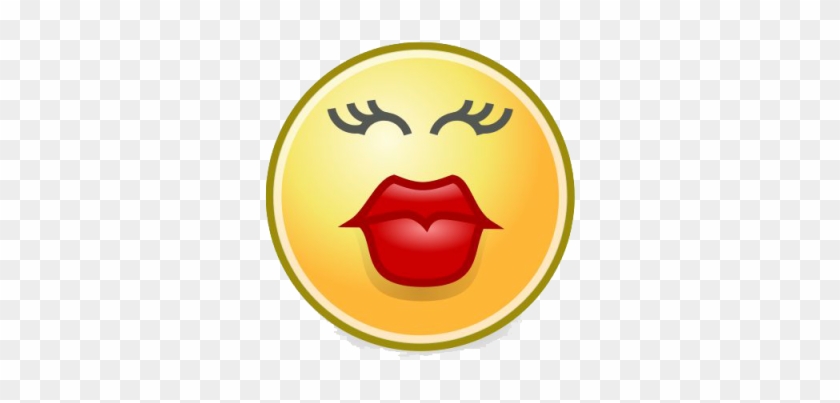 Kiss Smiley File - Kiss Face Clipart #1436999