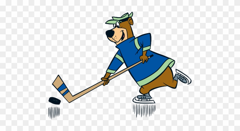 Yogi Bear Playing Ice Hockey - Yogi Bear Hockey #1625139