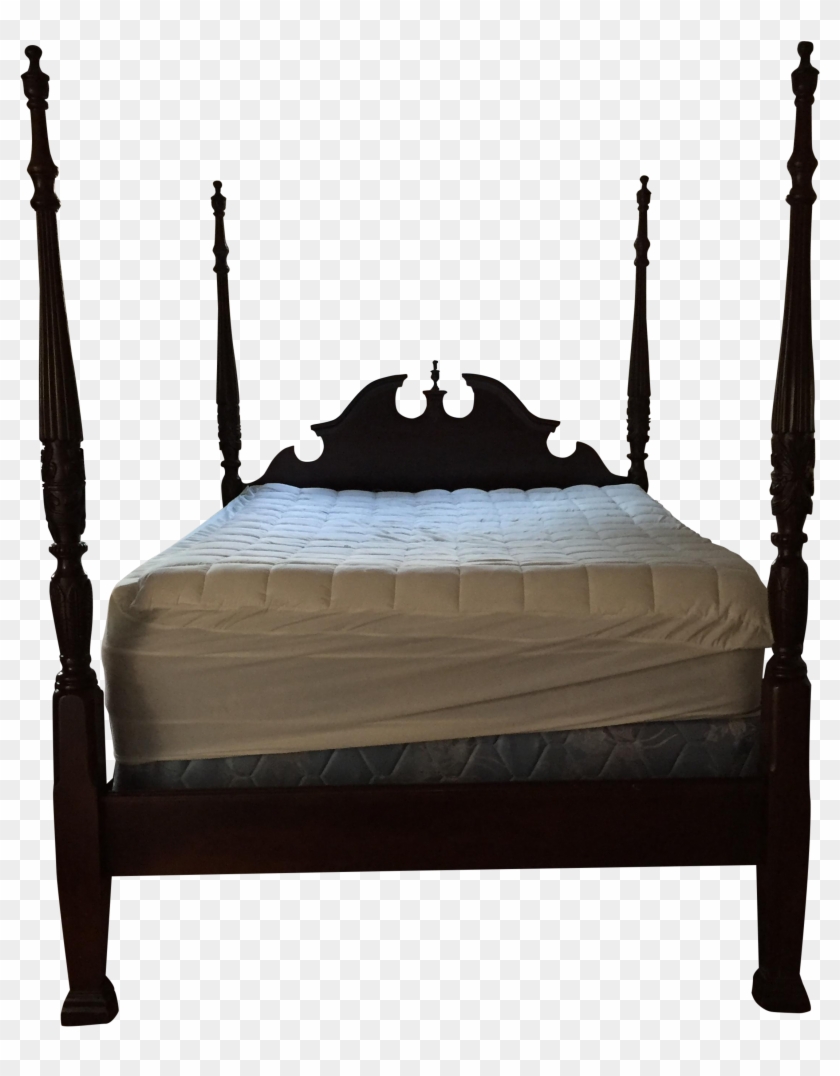 Drawn Bed Carved - Four-poster #1690976